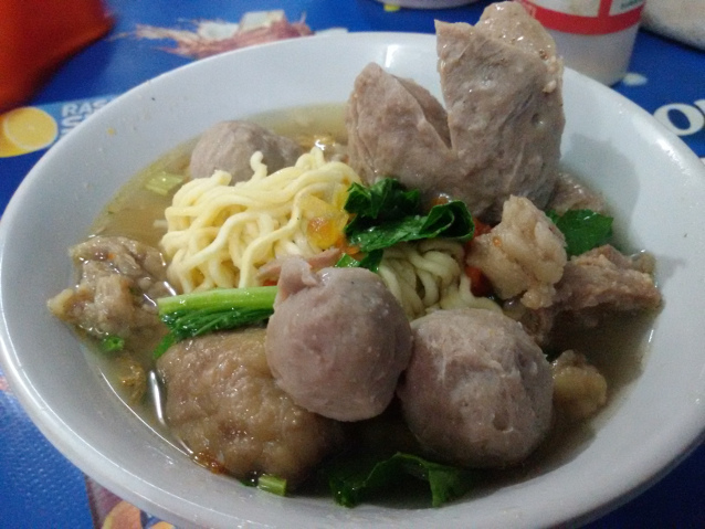 Detail Gambar Semangkuk Bakso Nomer 6