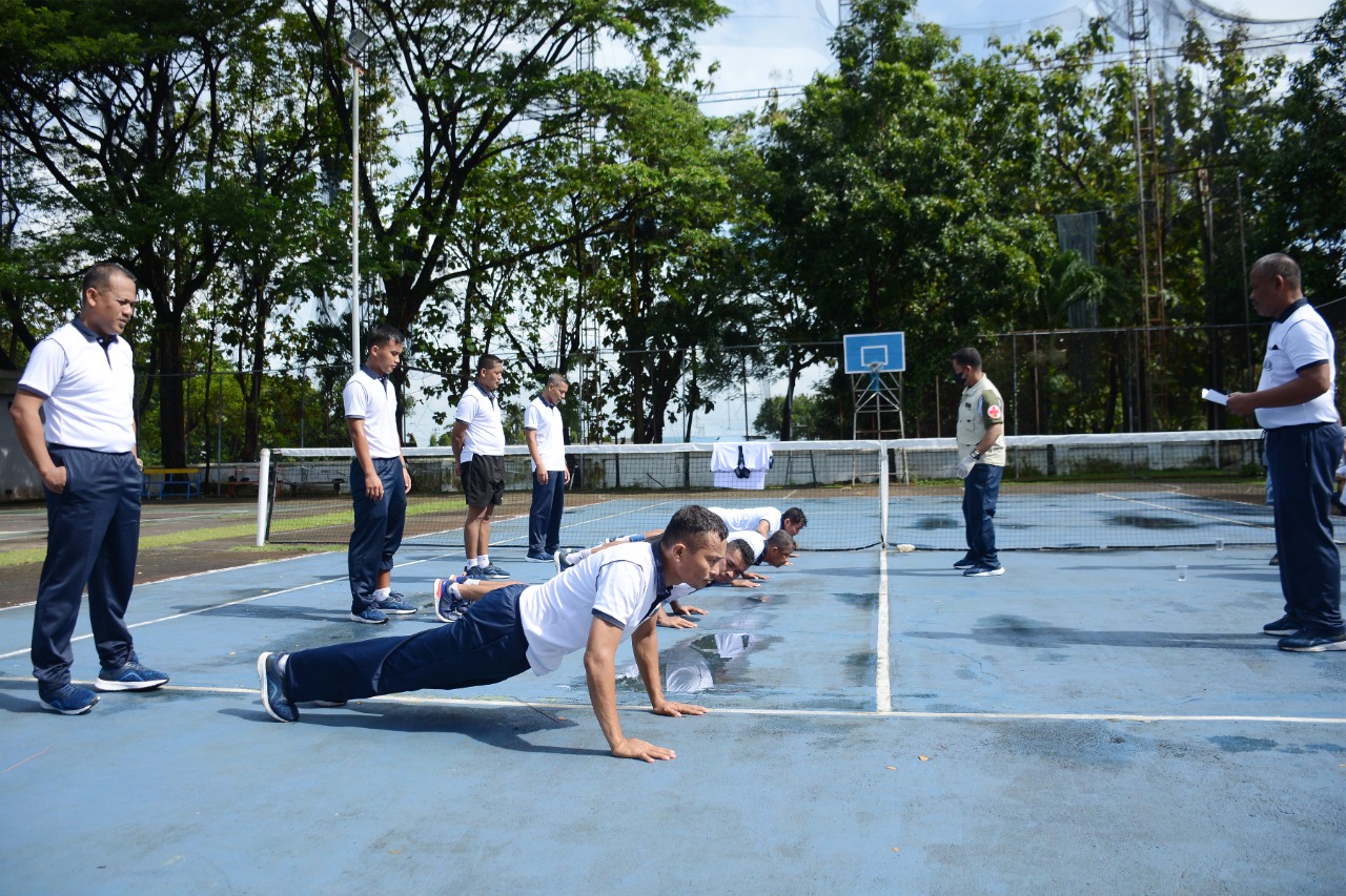 Detail Gambar Sit Up Beserta Persiapan Dan Pelaksanaannya Nomer 8