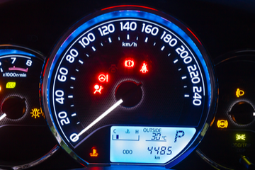 Detail Gambar Speedometer Mobil Nomer 34