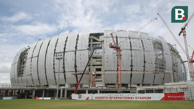 Detail Gambar Stadion Lapangan Sepak Bola Di Indonesia Nomer 12