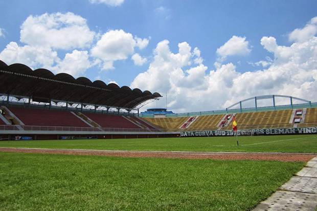 Detail Gambar Stadion Lapangan Sepak Bola Di Indonesia Nomer 34