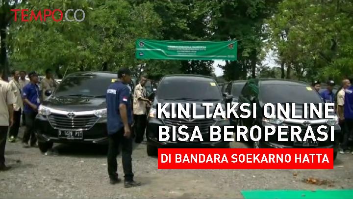 Detail Gambar Taxi Online Yang Beroperasi Di Bandara Nomer 34