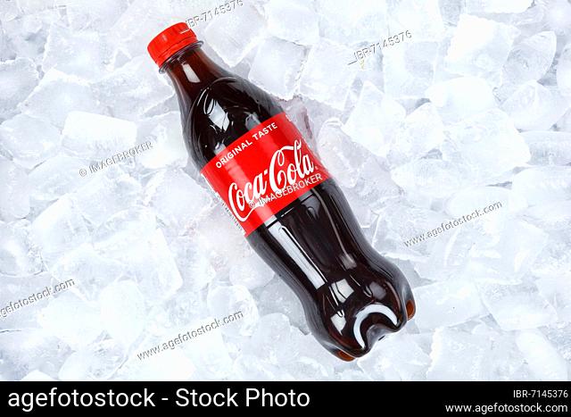 Detail Gambar Vektor Botol Coca Cola Nomer 48