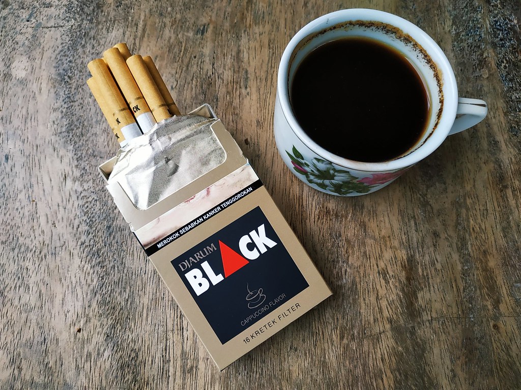 Detail Gambar Vektor Kopi Dengan Rokok Nomer 16