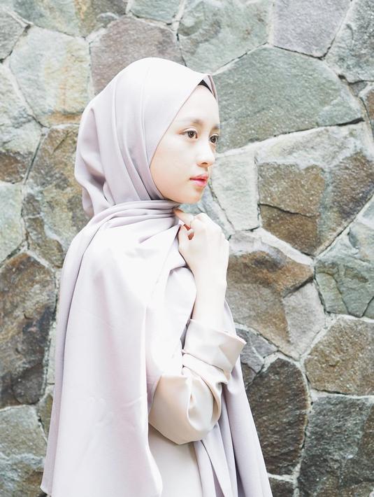 Detail Gaya Foto Ala Selebgram Berhijab Nomer 13