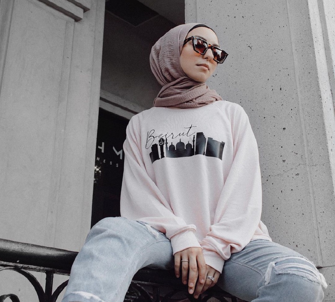 Detail Gaya Foto Ala Selebgram Hijab Nomer 3