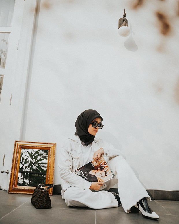 Detail Gaya Foto Ootd Nomer 25