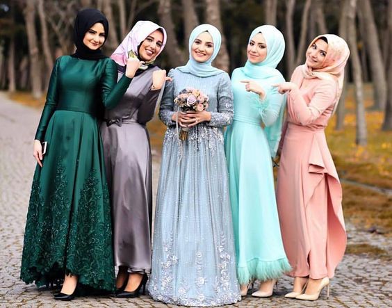 Detail Gaya Foto Pengantin Dan Pagar Ayu Nomer 32