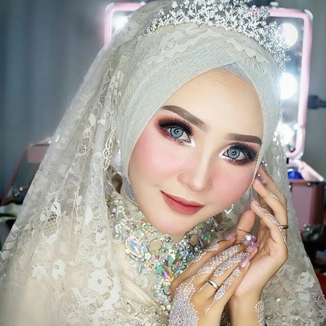 Detail Gaya Foto Pengantin Wanita Nomer 15