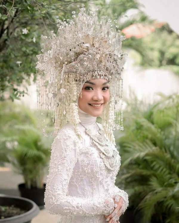 Detail Gaya Foto Pengantin Wanita Nomer 32