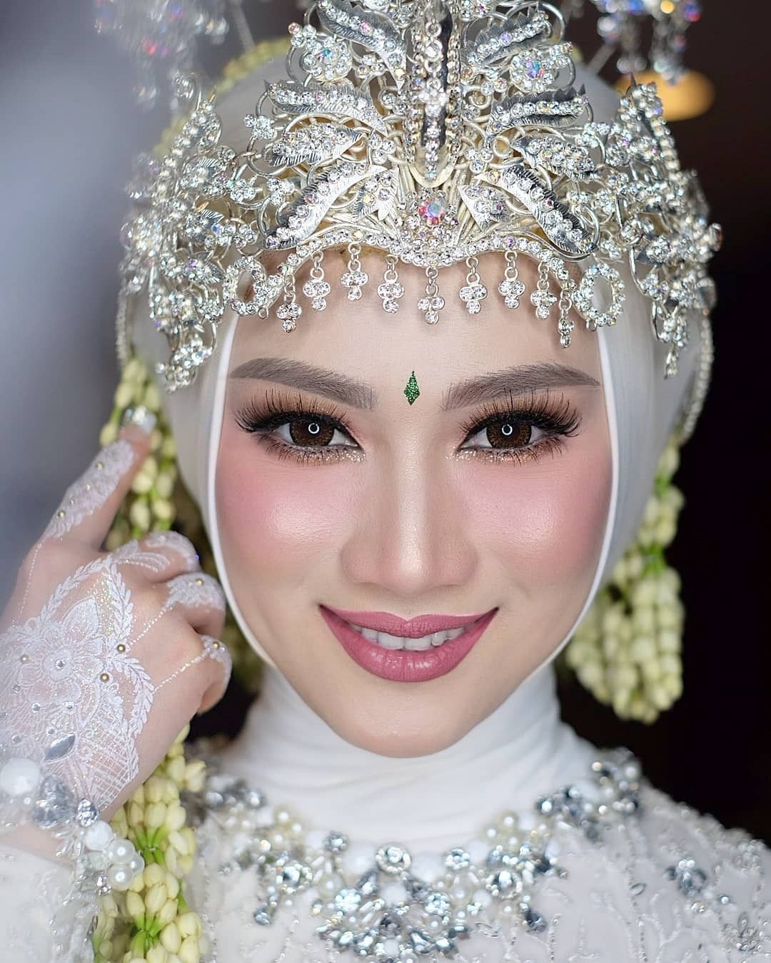 Detail Gaya Foto Pengantin Wanita Nomer 35