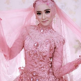 Detail Gaya Foto Pengantin Yang Bagus Nomer 54