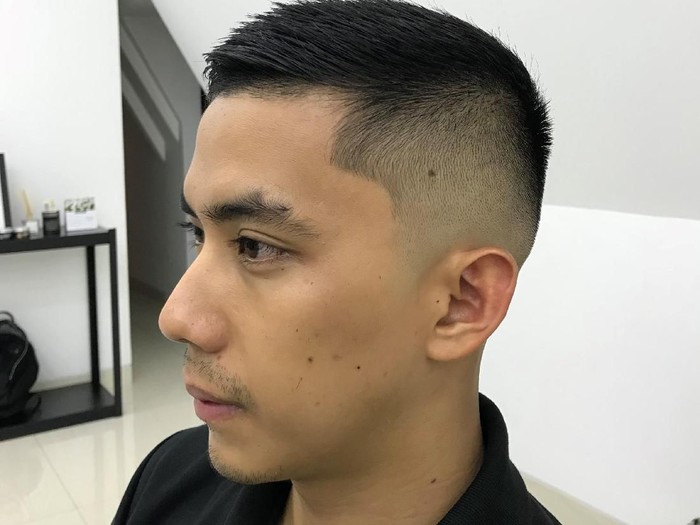 Detail Gaya Rambut Drake Nomer 9