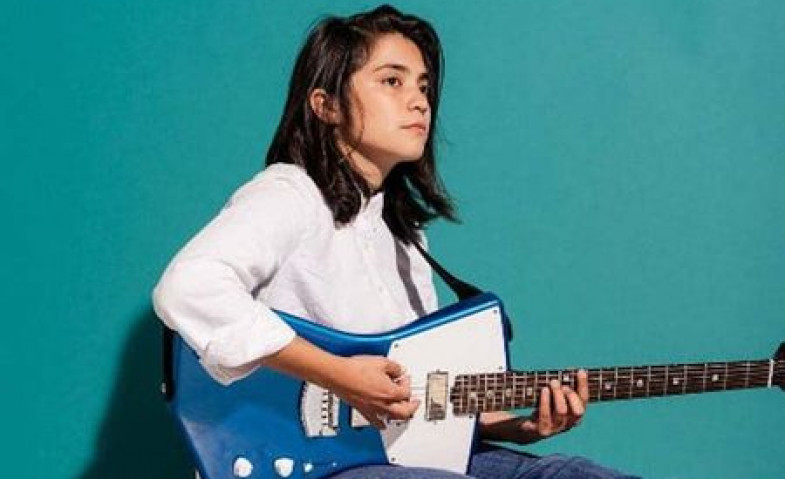 Detail Gitar Untuk Perempuan Nomer 28