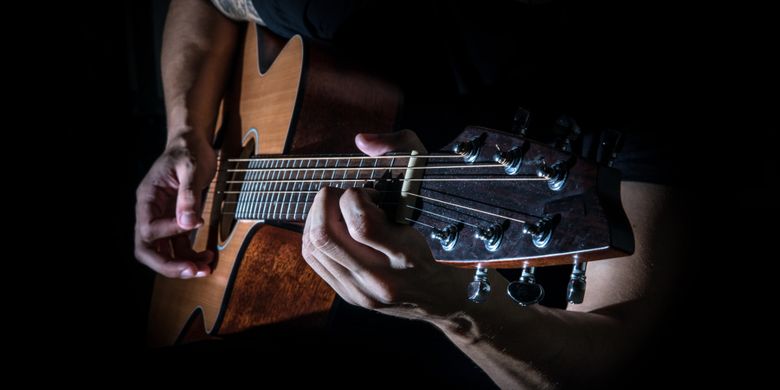 Detail Gitar Untuk Perempuan Nomer 35