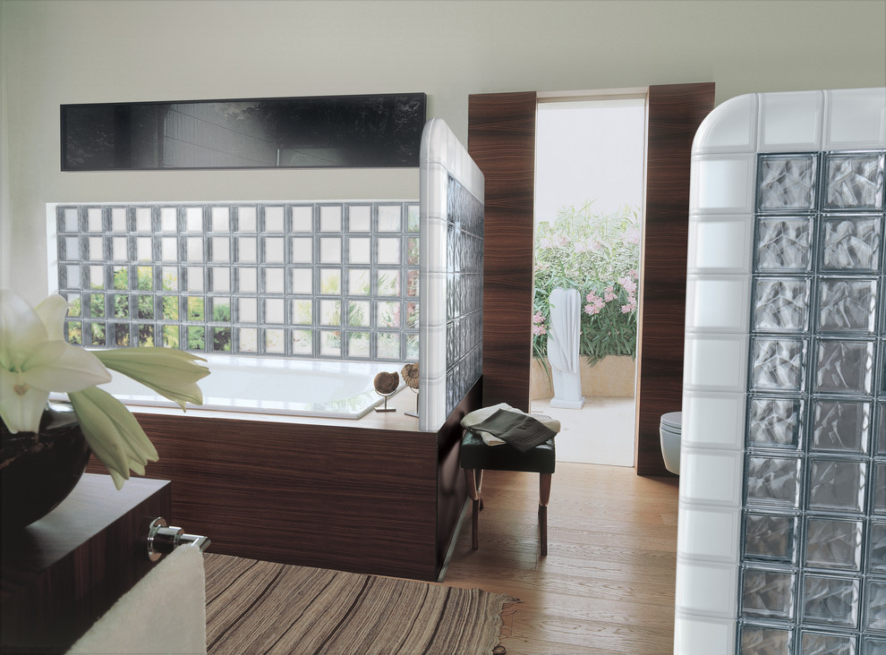 Detail Glass Block Kamar Mandi Nomer 12