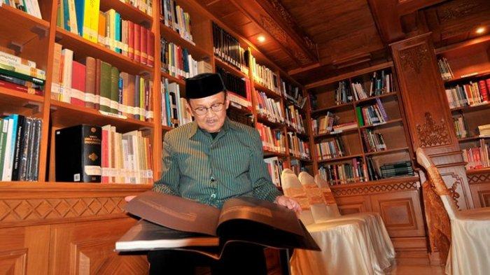 Detail Habibie Ainun Buku Nomer 32