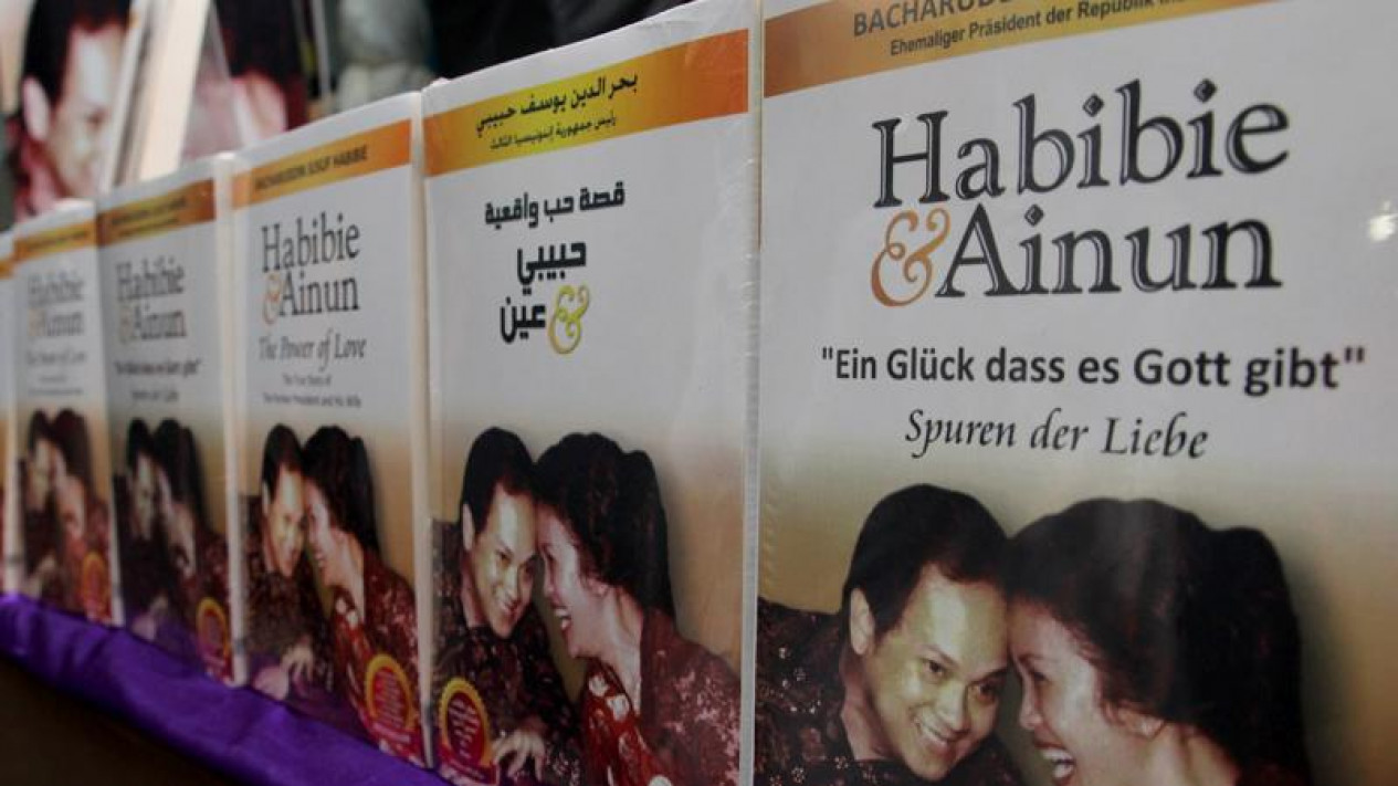 Detail Habibie Ainun Buku Nomer 35