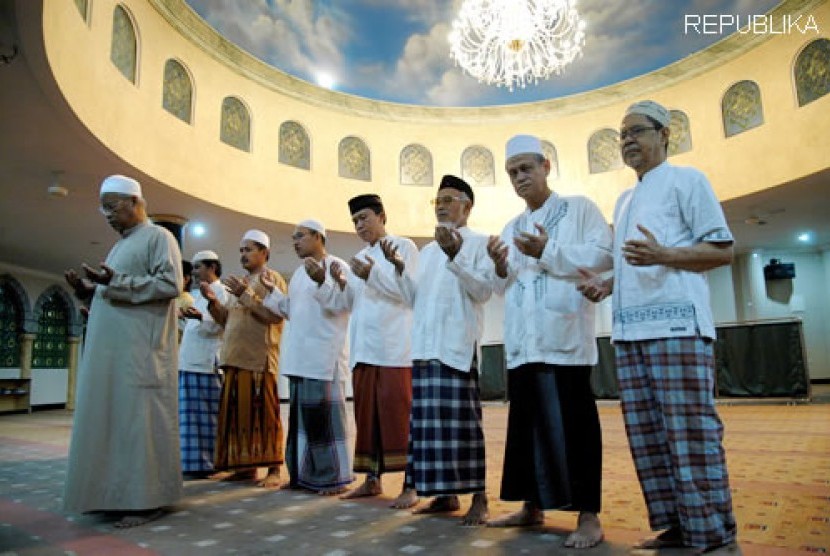 Detail Habis Subuh Baca Surat Apa Nomer 30