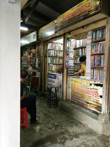 Detail Harga Buku Di Palasari Bandung Nomer 39