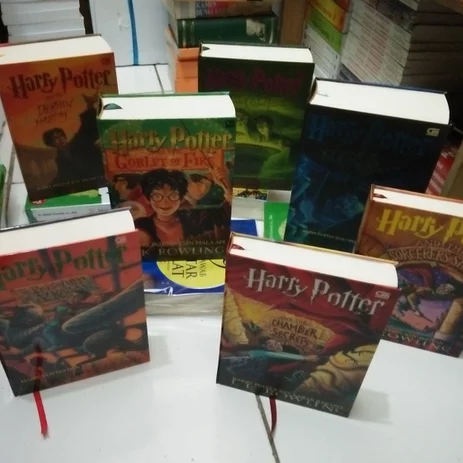 Detail Harga Buku Harry Potter 7 Nomer 31