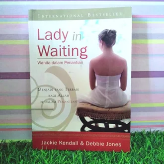 Detail Harga Buku Lady In Waiting Nomer 41