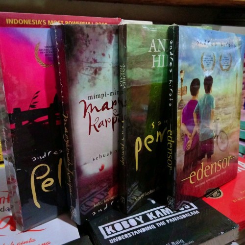 Detail Harga Buku Laskar Pelangi Nomer 51