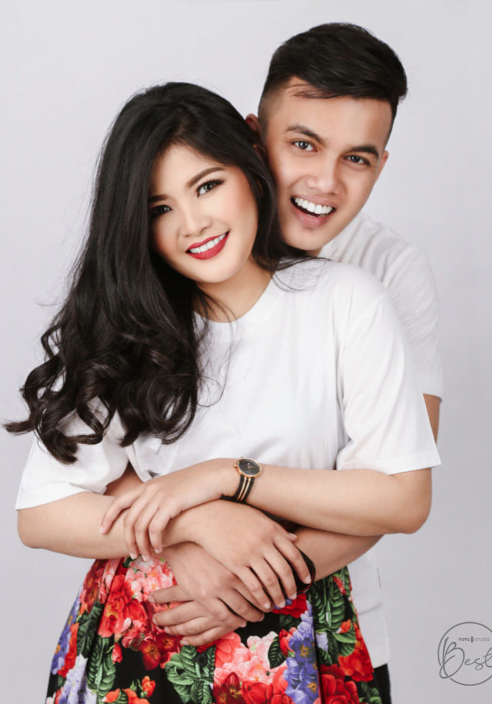 Detail Harga Foto Studio Couple Nomer 5