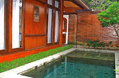 Detail Harga Renang Di Rumah Batu Solo Nomer 32