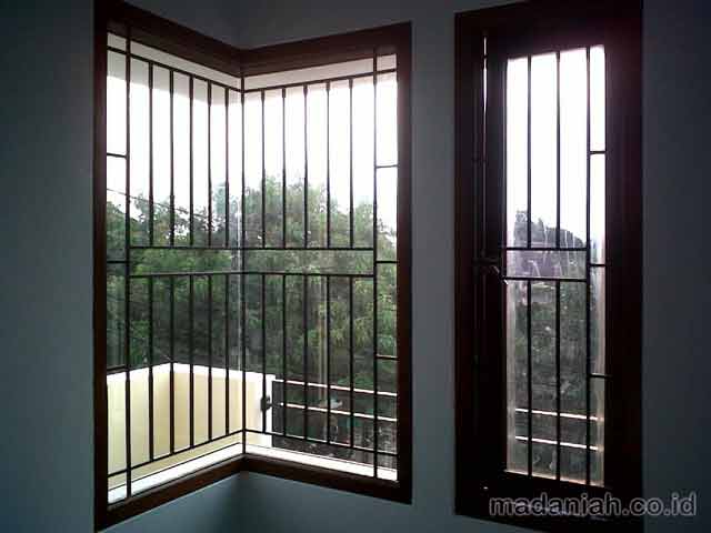 Detail Harga Teralis Atap Belakang Rumah Nomer 24