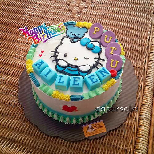 Detail Hello Kitty Warna Biru Nomer 41