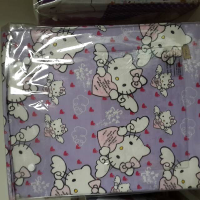 Detail Hello Kitty Warna Ungu Nomer 46
