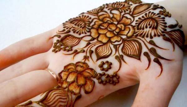 Detail Henna Telapak Tangan Simple Nomer 41