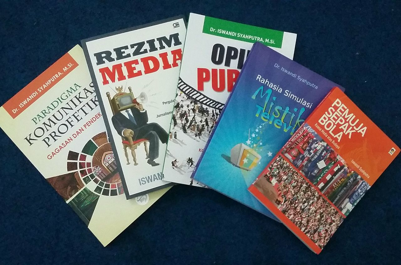 Detail Hibah Buku Untuk Perpustakaan Nomer 48