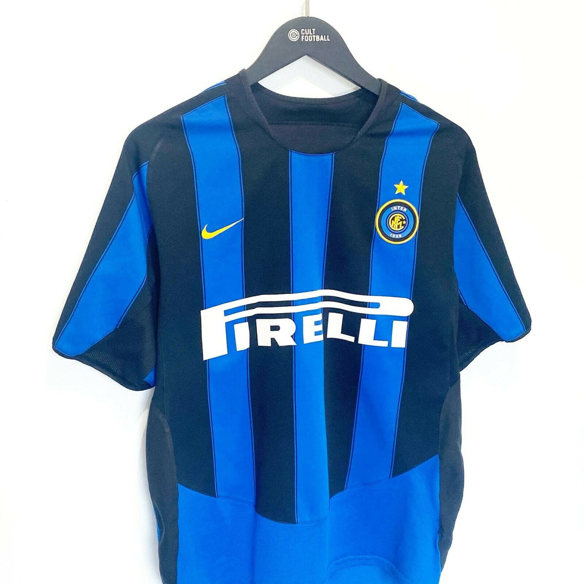 Detail Adriano Trikot Nomer 15