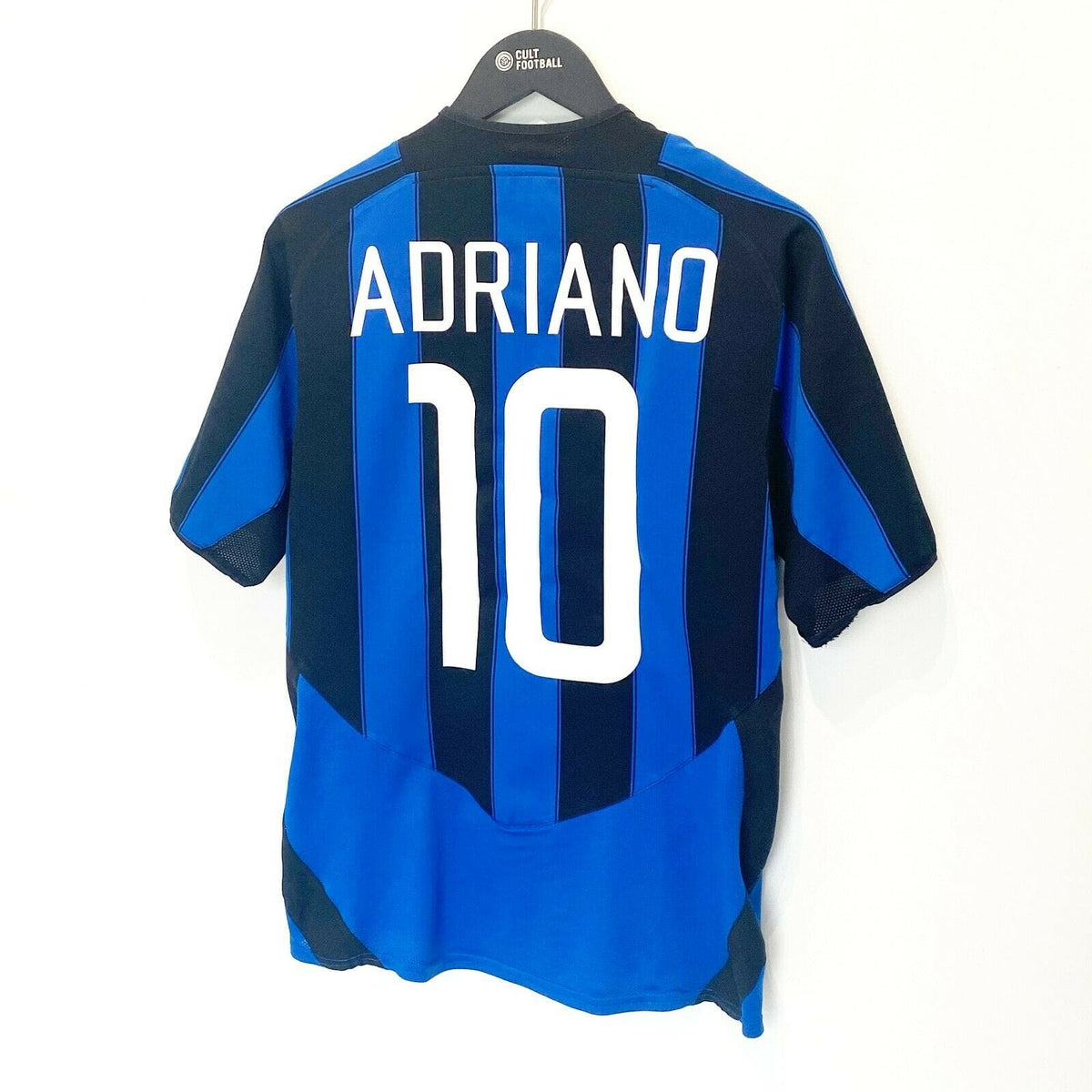 Detail Adriano Trikot Nomer 8