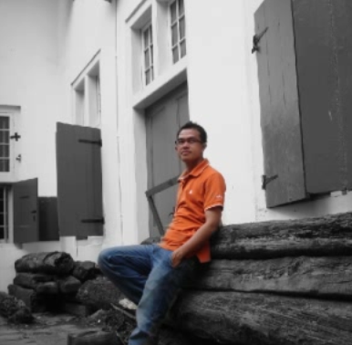 Detail Background Hitam Putih Objek Berwarna Di Photoshop Nomer 8
