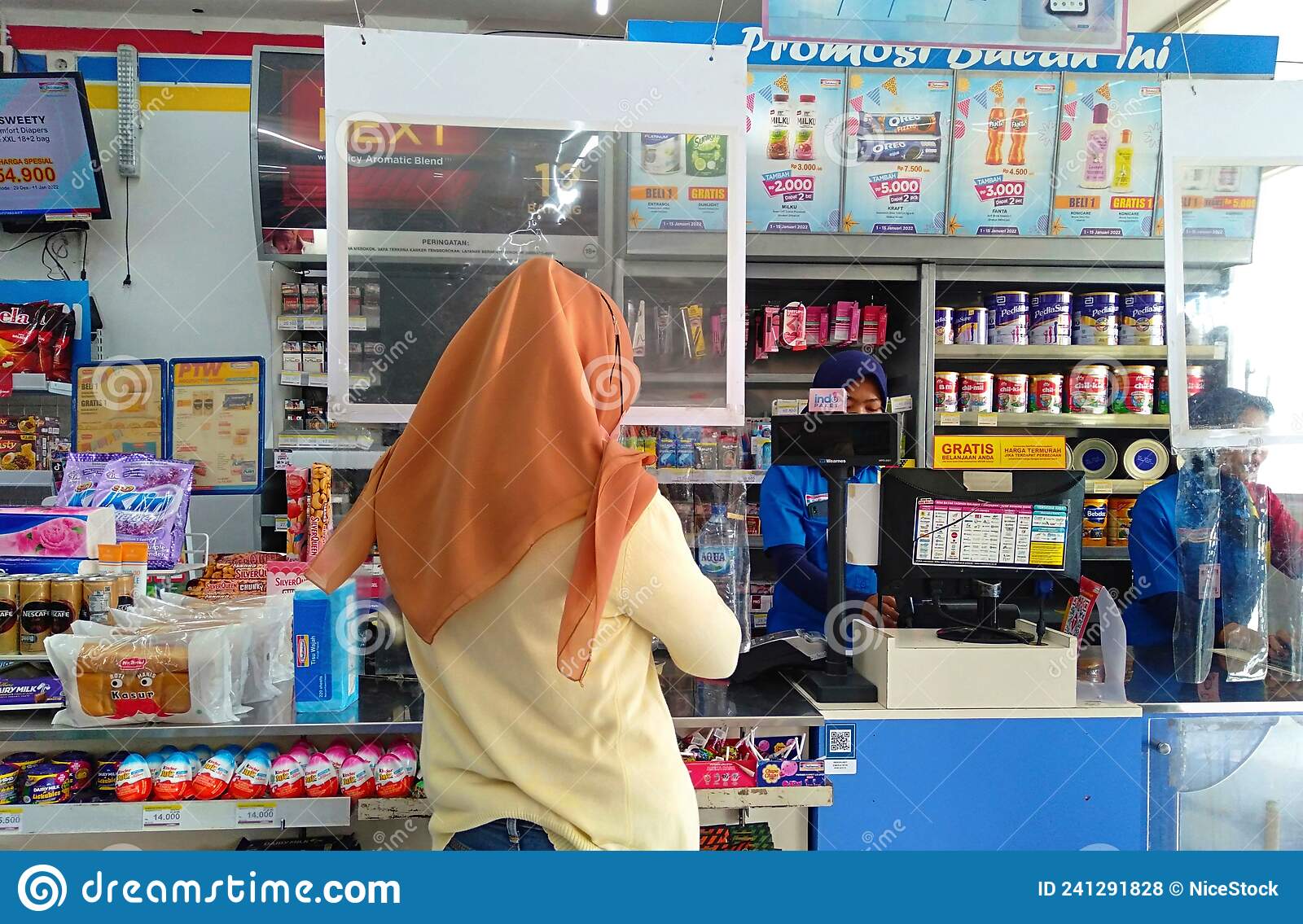 Detail Background Indomaret Nomer 45