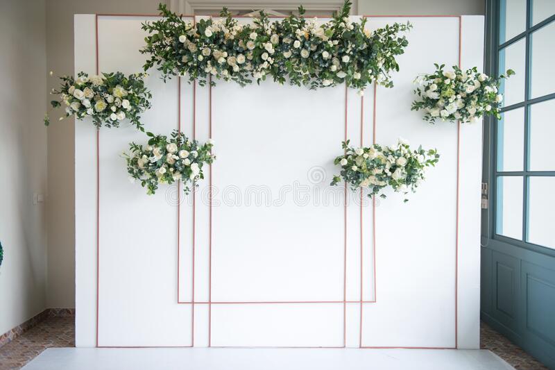 Detail Background Indoor Wedding Nomer 3