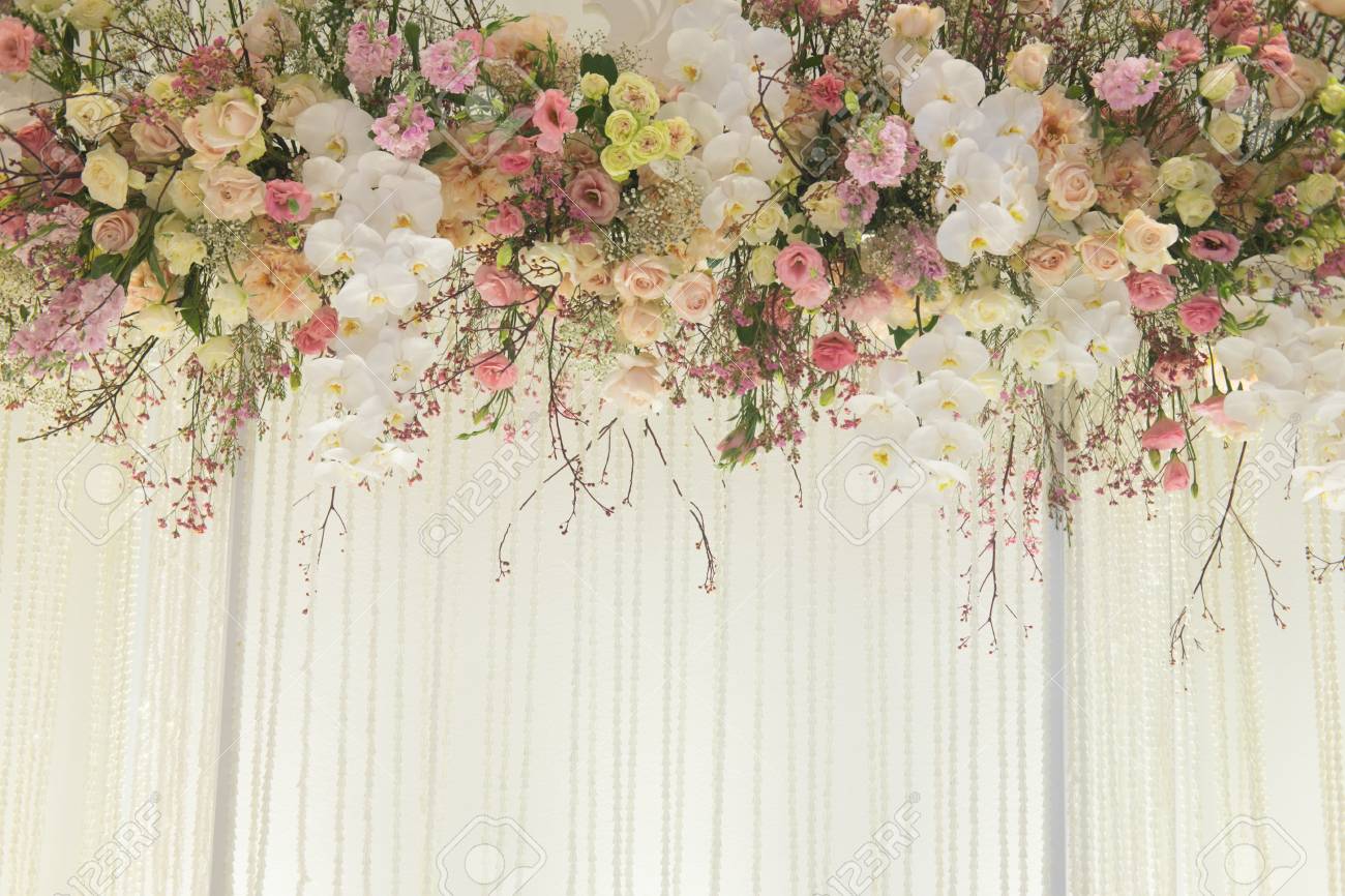 Detail Background Indoor Wedding Nomer 8