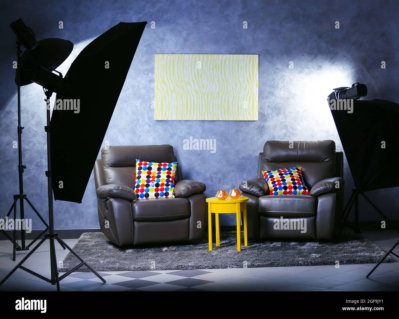Detail Background Interior Studio Nomer 49