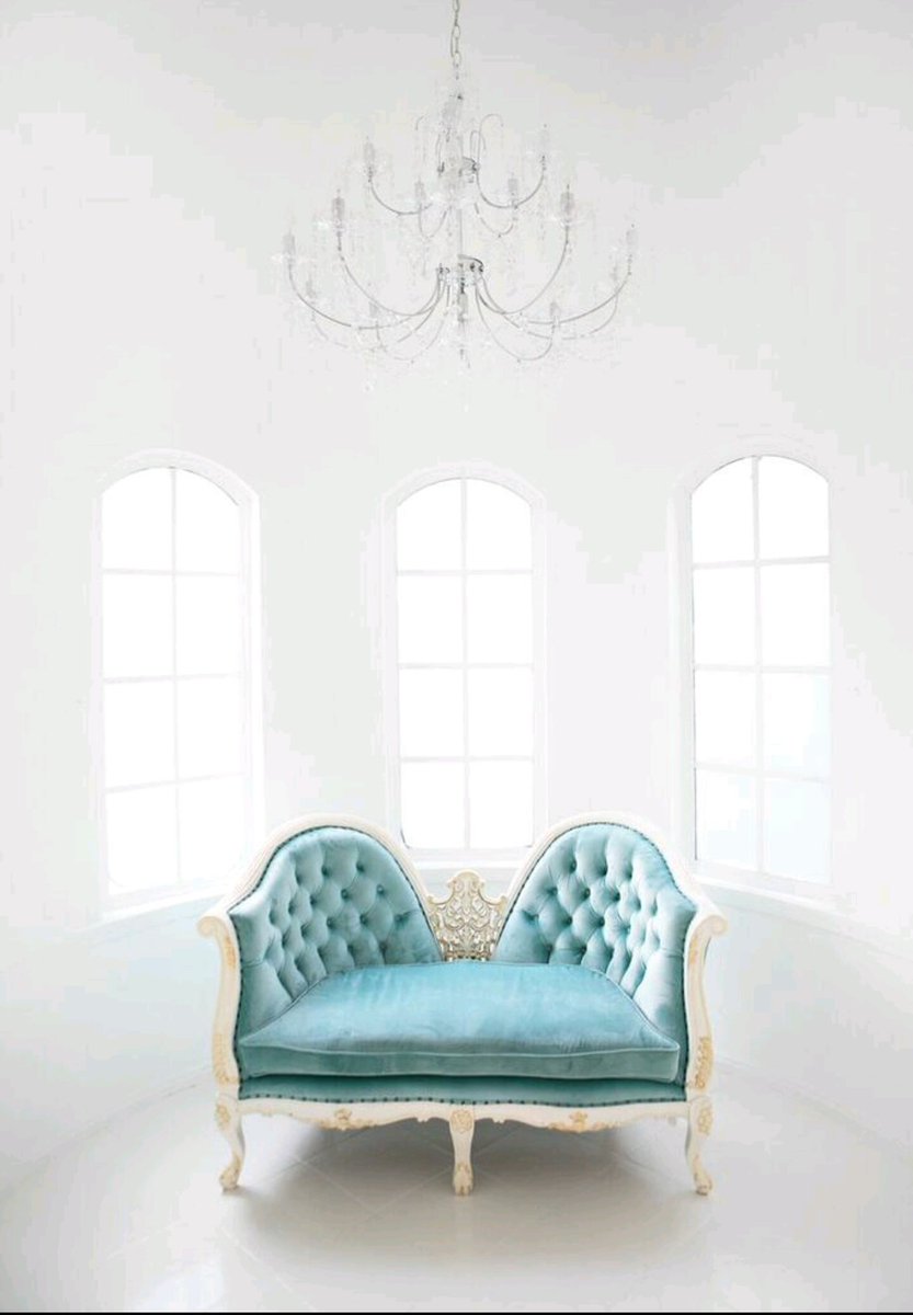 Detail Background Kursi Studio Nomer 3