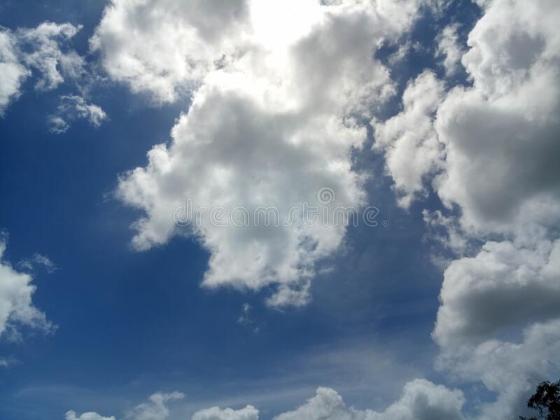 Detail Background Langit Biru Nomer 19