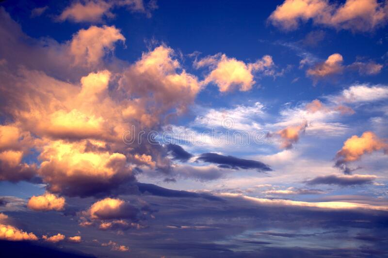 Detail Background Langit Senja Nomer 33