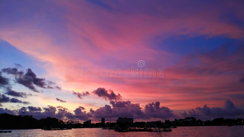 Detail Background Langit Sore Nomer 9