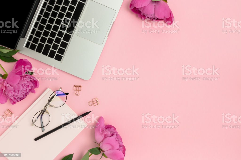 Detail Background Laptop Pink Nomer 57