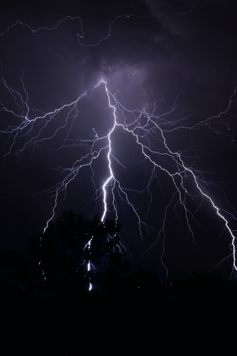 Detail Background Lightning Nomer 6