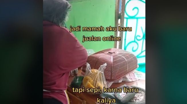 Detail Ibu Jualan Online Nomer 47