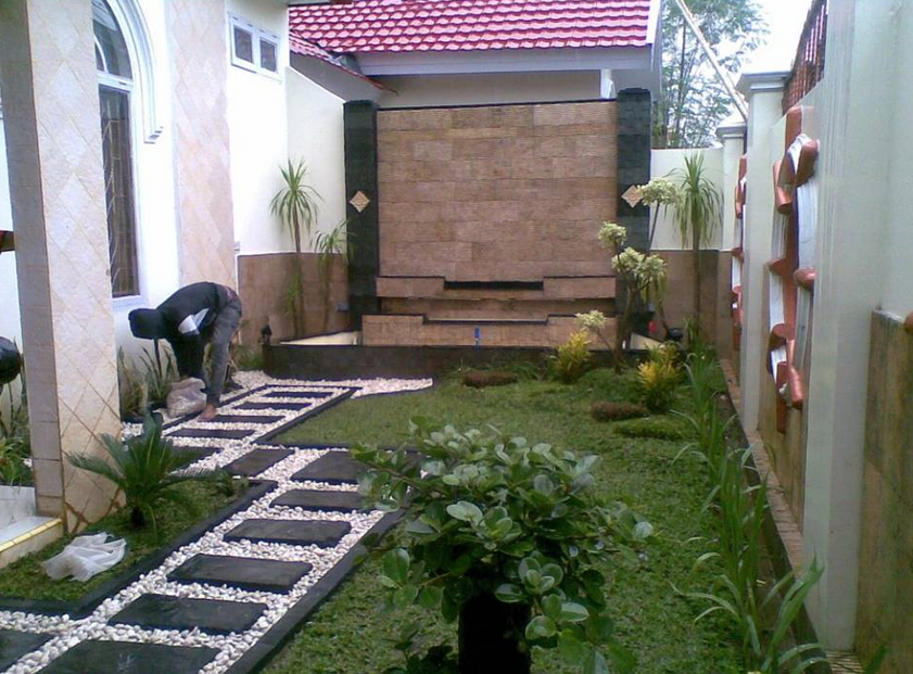 Detail Jalan Setapak Taman Rumah Nomer 25