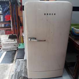 Detail Jual Kulkas Smeg Nomer 32